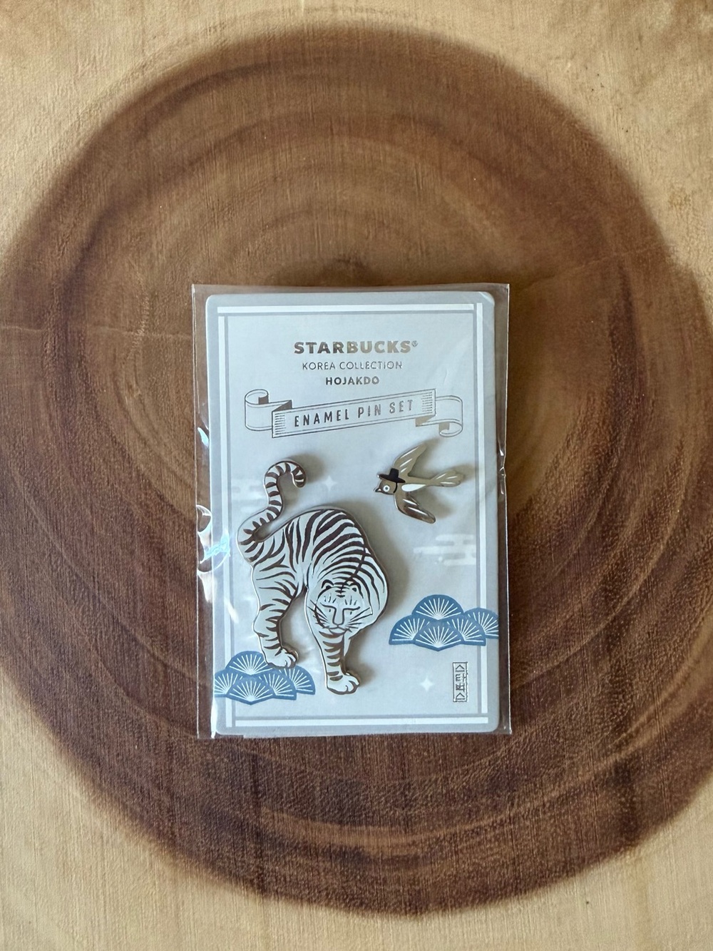 Starbucks Korea Collection Hojakdo Enamel Pin Set